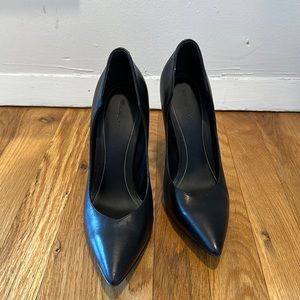 Kendall + Kylie Black Heels